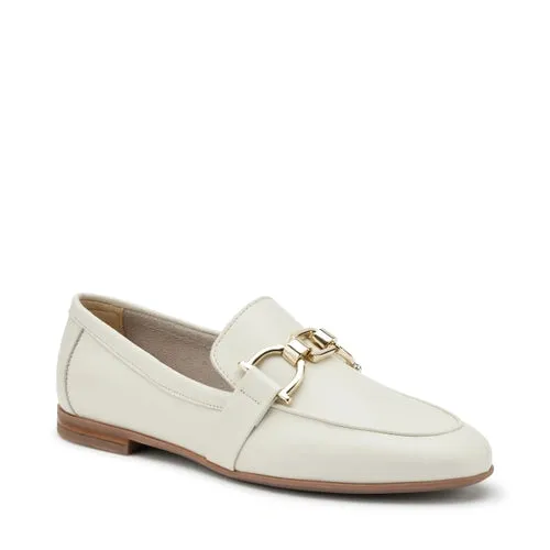 LEATHER LOAFERS WITH ELEGANT CLASP DETAIL