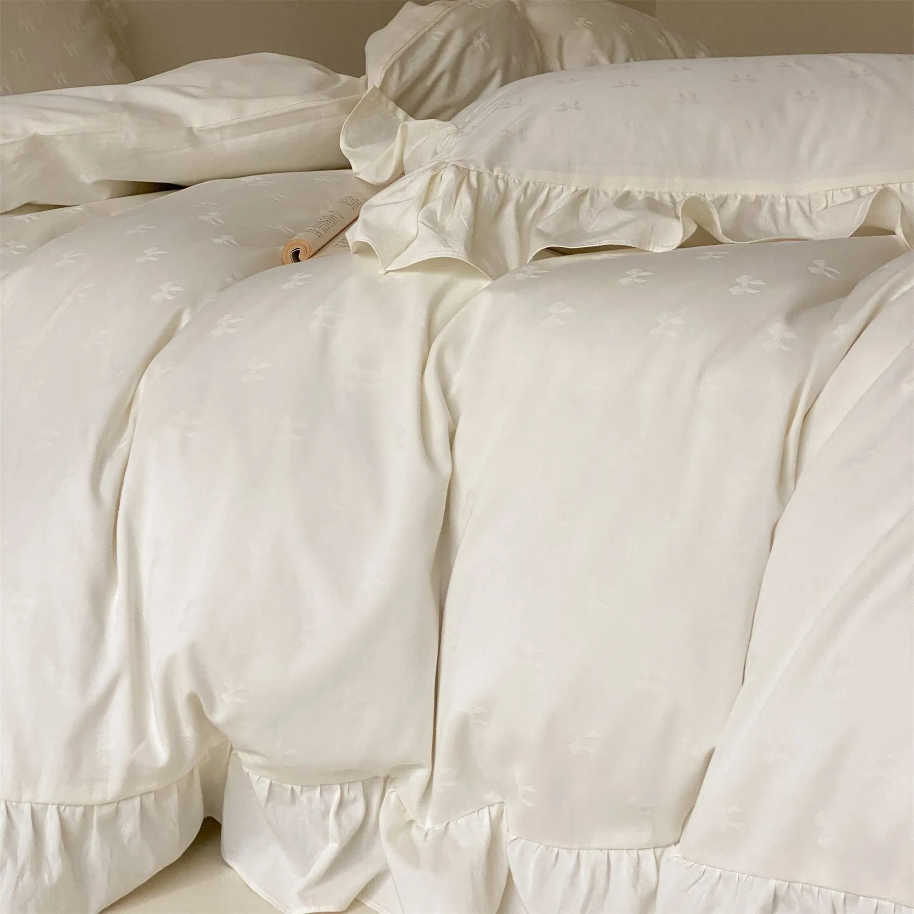 Mimi Ribbon Ruffle White Bedding Set